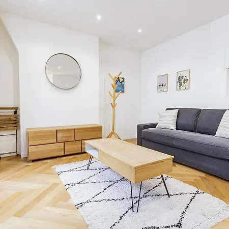 Nice Design Studio Near Batignolles * Paris